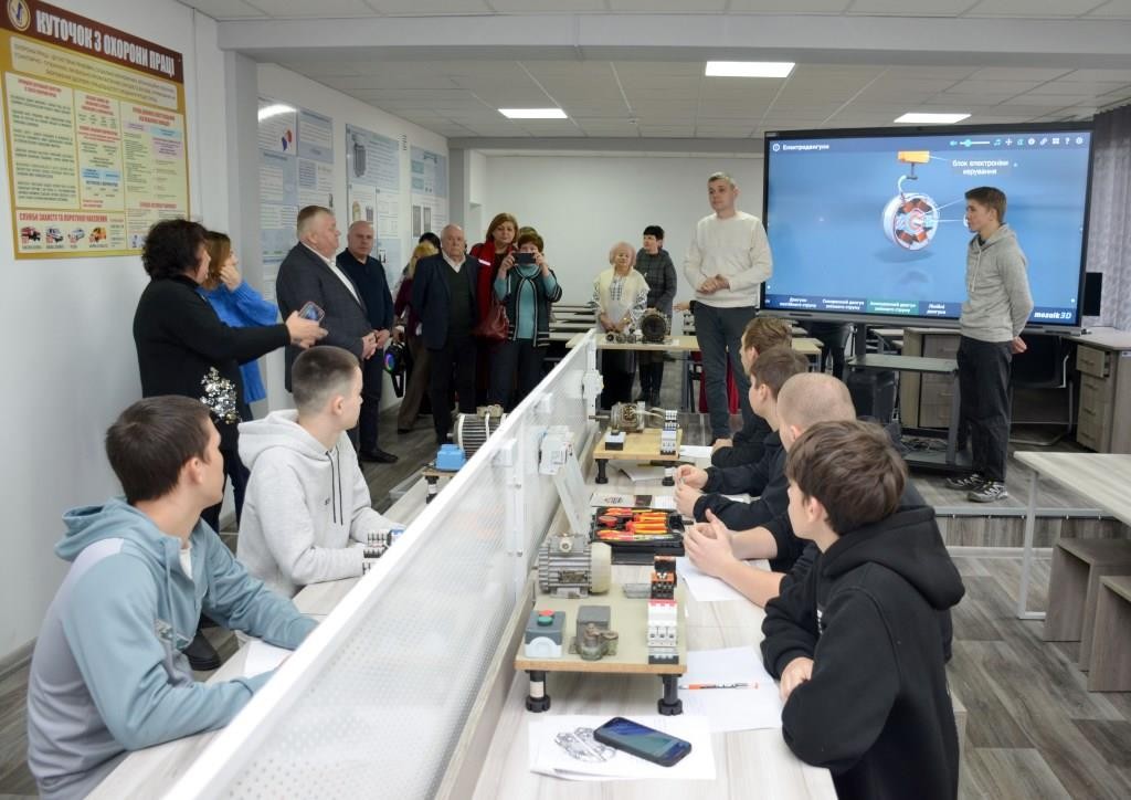 Сучасний центр зварювальних технологій відкрили в Кропивницькому Сучасний центр зварювальних технологій відкрили в Кропивницькому