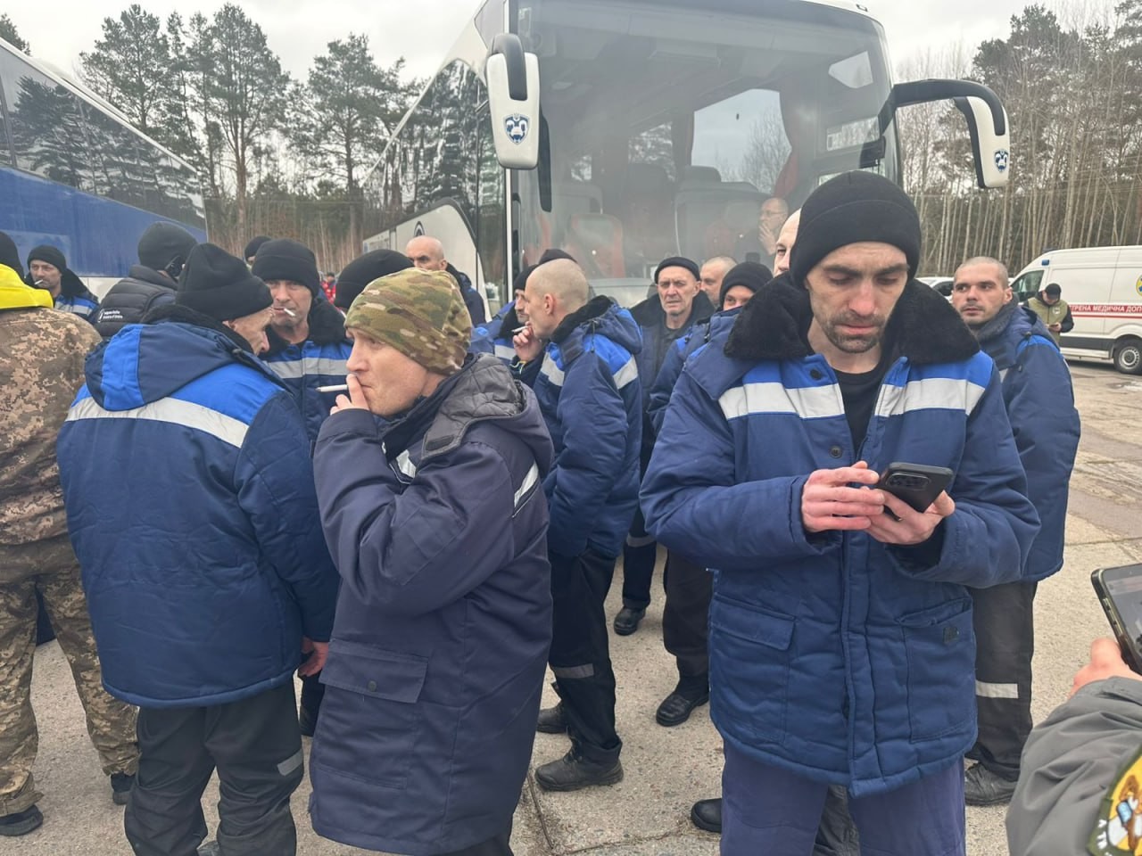 72-й обмін: додому повернулися 200 військових і семеро цивільних