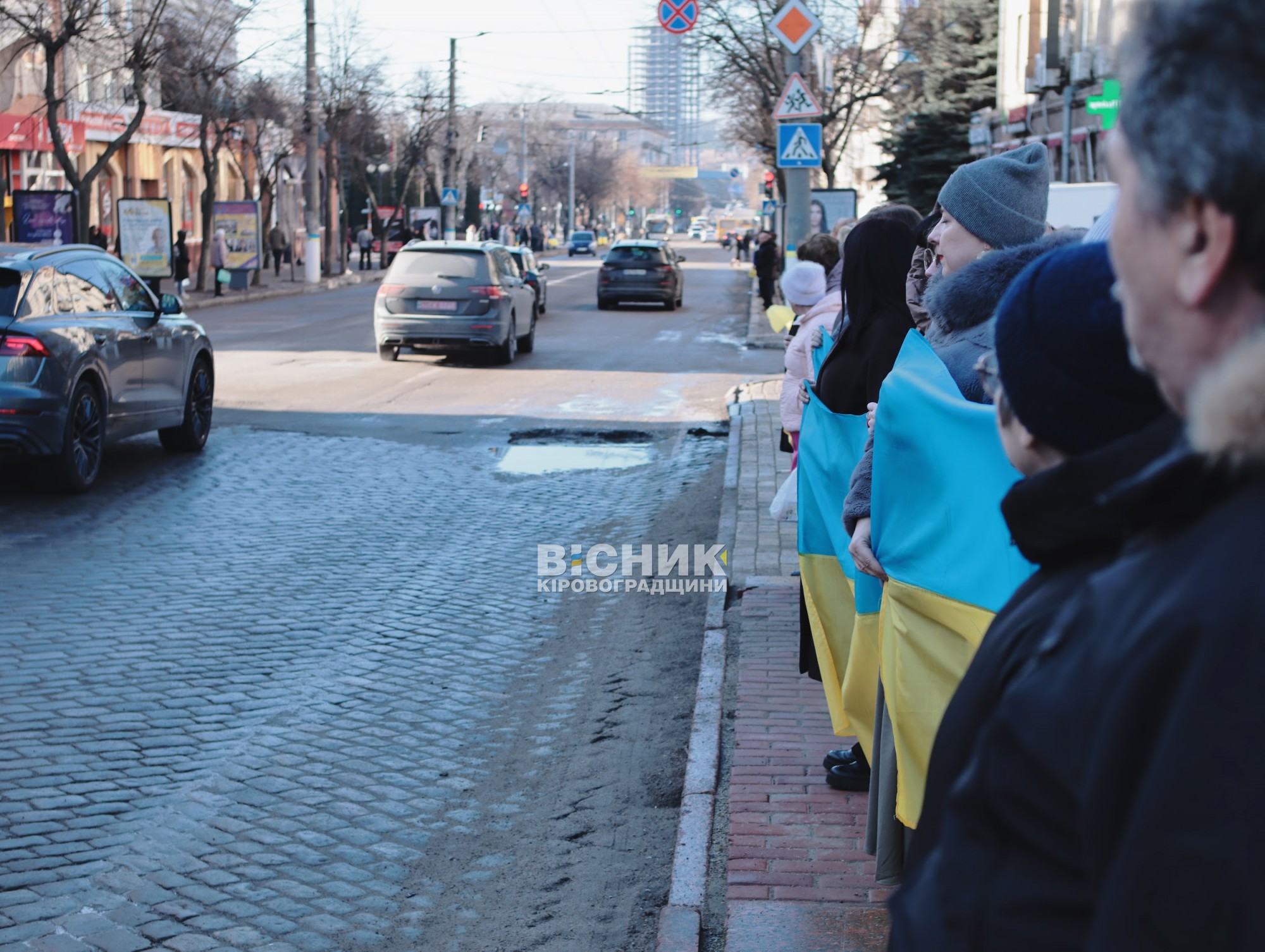 У Кропивницькому попрощалися з чотирма військовими, які загинули на війні з РФ