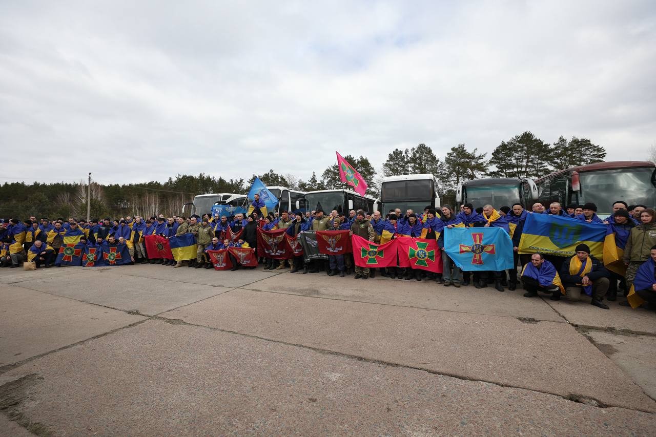 302 українці вдома: другий етап реалізації женевських домовленостей