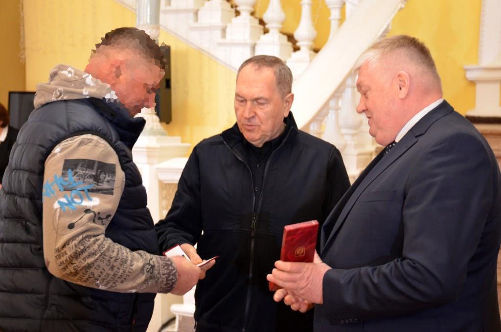 У Кропивницькому відзначили героїв-добровольців