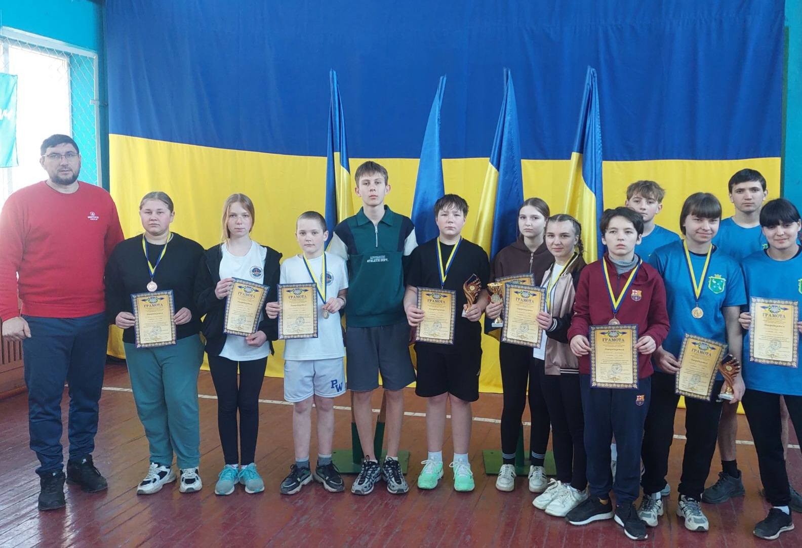 Обласні юнацькі спортивні ігри серед громад області: у настільний теніс грали юнаки й дівчата Обласні юнацькі спортивні ігри серед громад області: у настільний теніс грали юнаки й дівчата