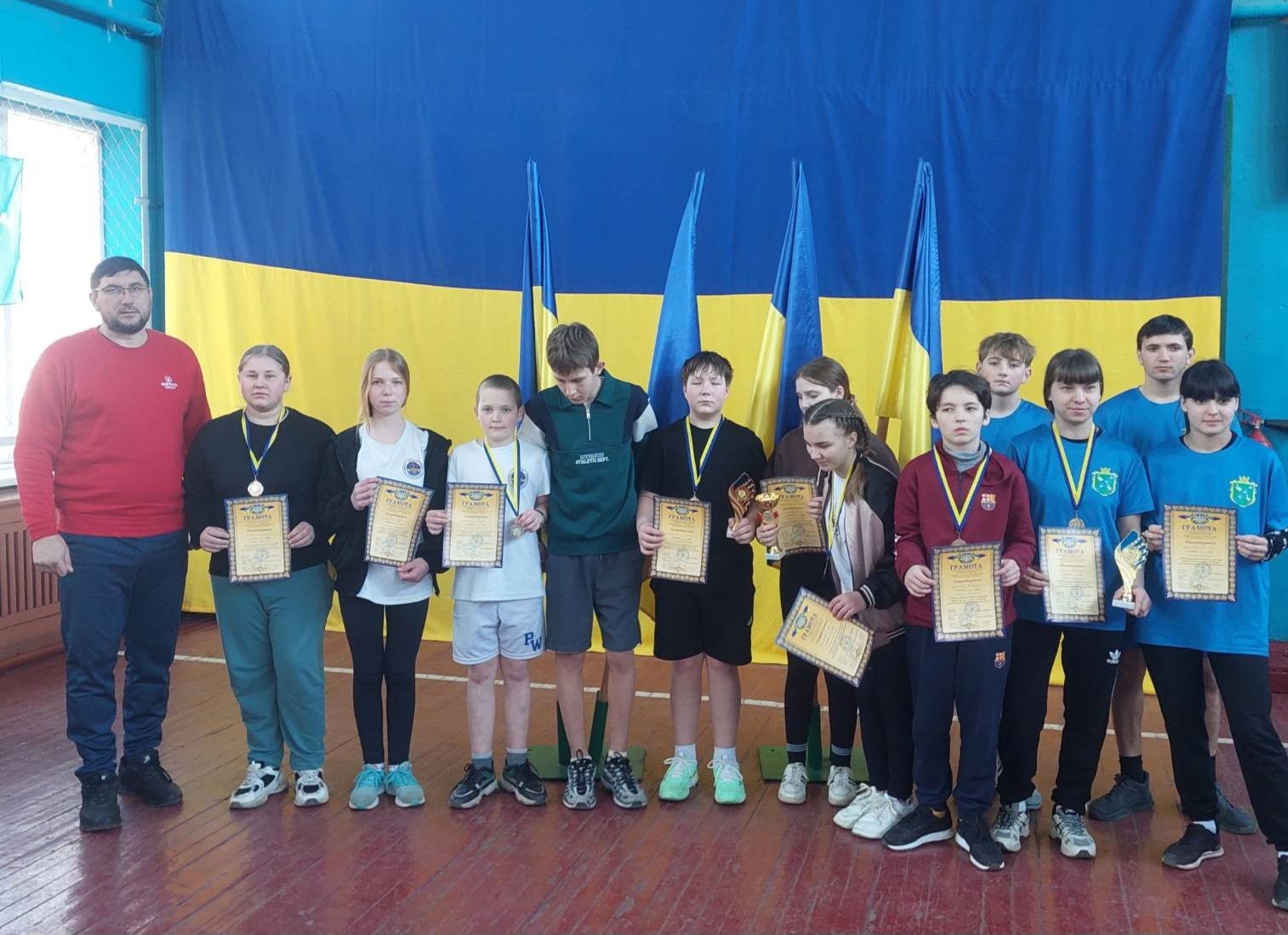 Обласні юнацькі спортивні ігри серед громад області: у настільний теніс грали юнаки й дівчата Обласні юнацькі спортивні ігри серед громад області: у настільний теніс грали юнаки й дівчата