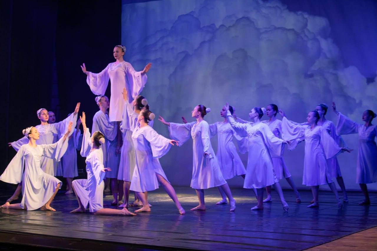 У Кропивницькому весну зустріли дитячим святом «Квіти надії» У Кропивницькому весну зустріли дитячим святом «Квіти надії»