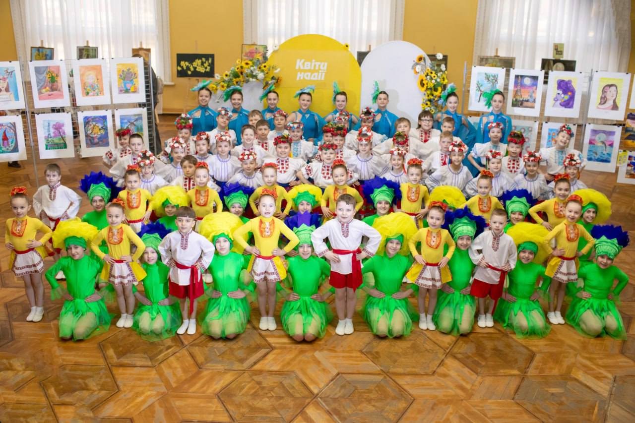 У Кропивницькому весну зустріли дитячим святом «Квіти надії» У Кропивницькому весну зустріли дитячим святом «Квіти надії»