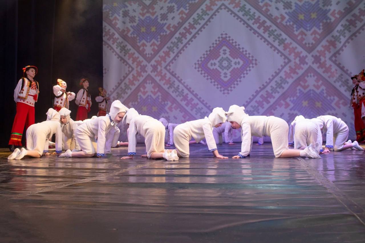 У Кропивницькому весну зустріли дитячим святом «Квіти надії» У Кропивницькому весну зустріли дитячим святом «Квіти надії»