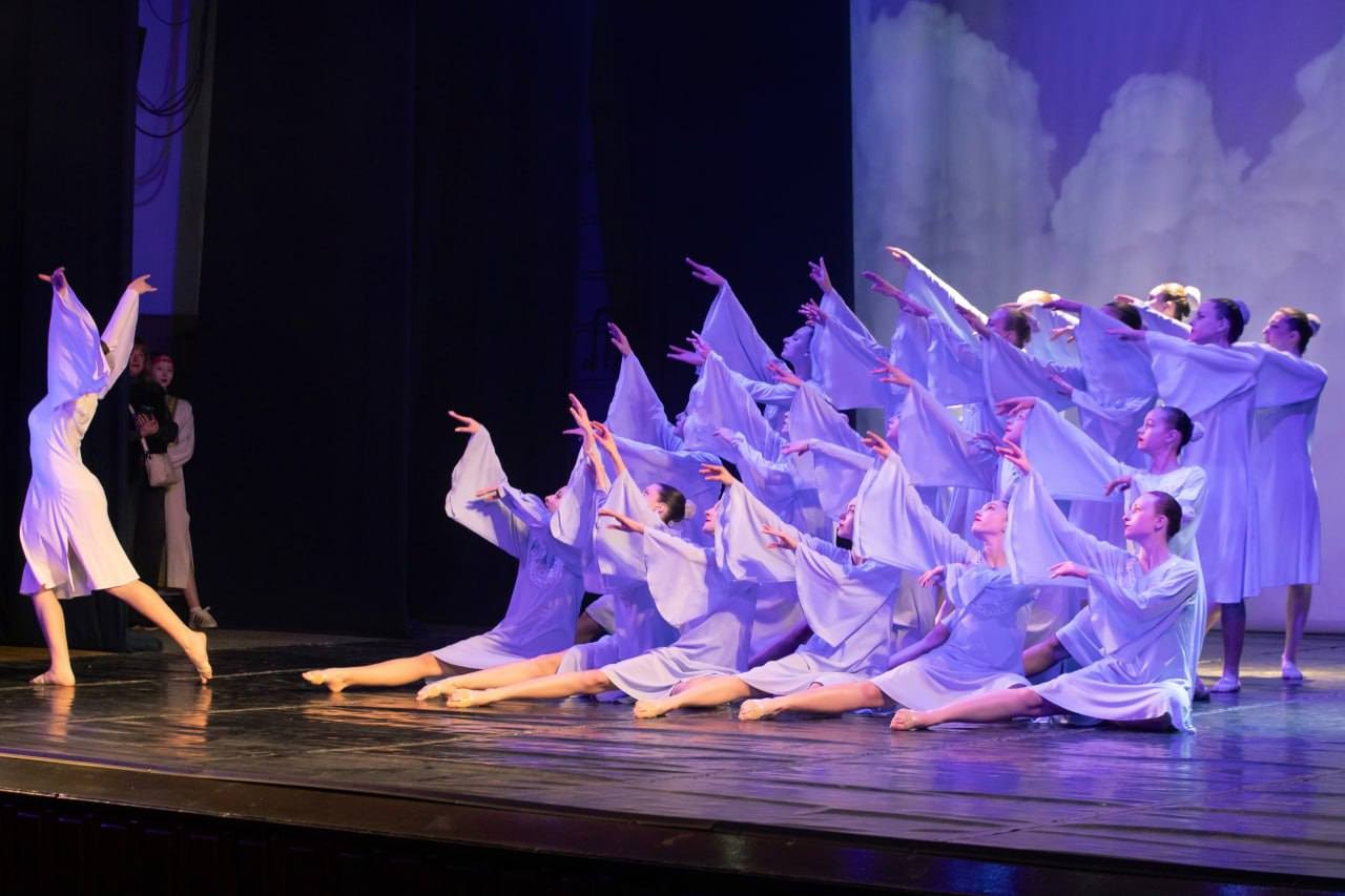 У Кропивницькому весну зустріли дитячим святом «Квіти надії» У Кропивницькому весну зустріли дитячим святом «Квіти надії»