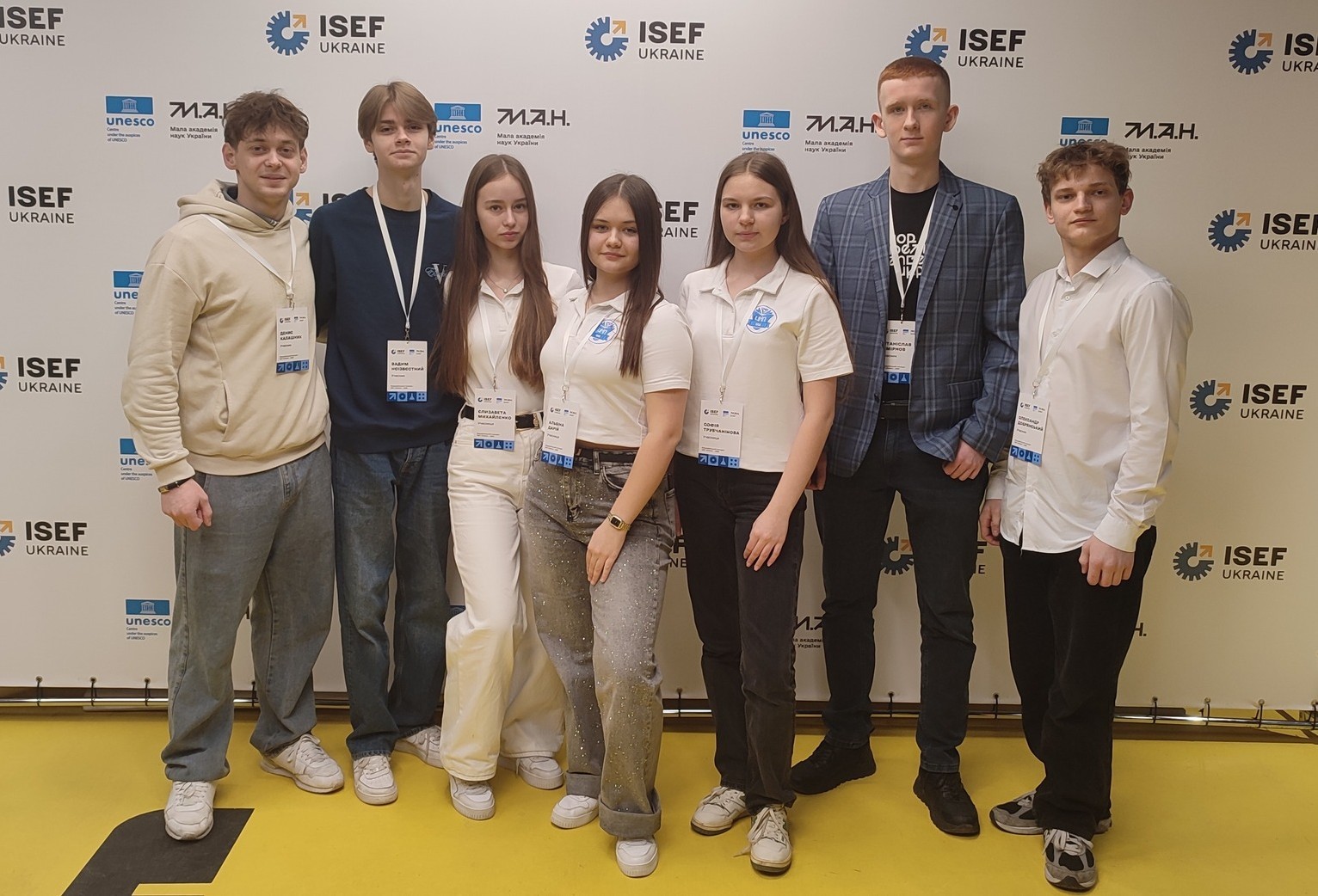 Учні Кіровоградщини здобули перемоги на національному етапі ISEF Ukraine-2026