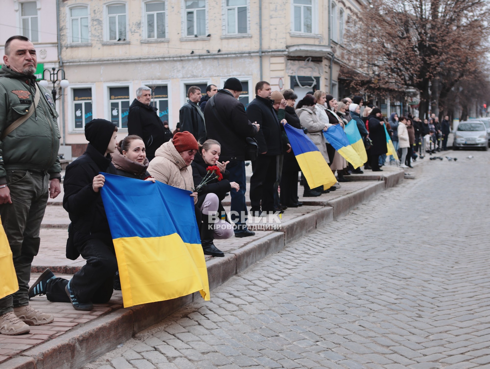 У Кропивницькому попрощалися з двома військовими, загиблими на війні з Росією