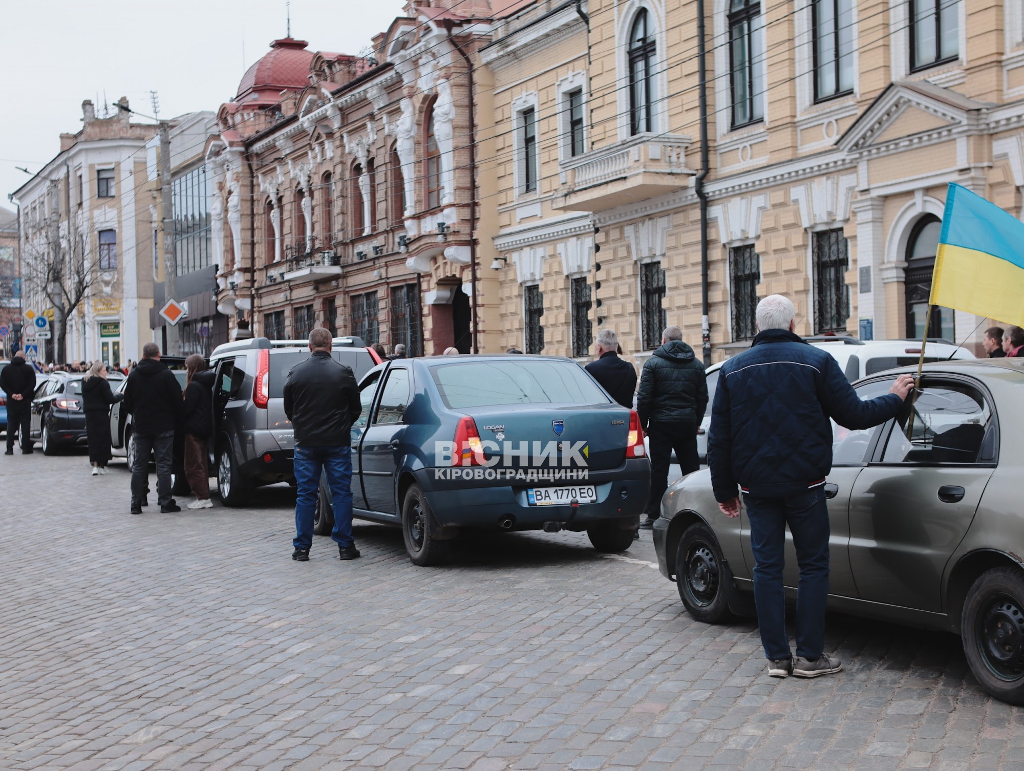 У Кропивницькому попрощалися з двома військовими, загиблими на війні з Росією