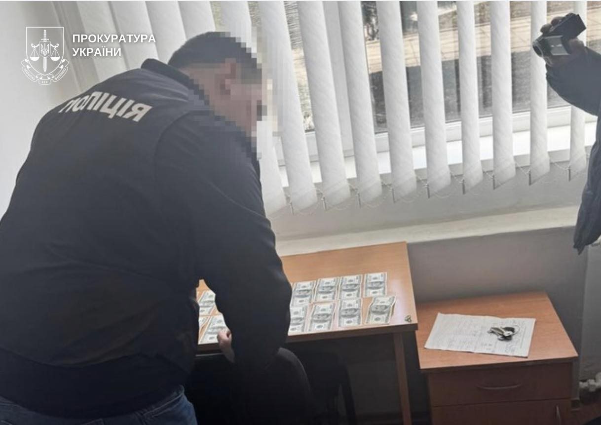 $2000 за рішення ВЛК: на Кіровоградщині затримали посадовця, який «допомагав» уникнути служби на передовій