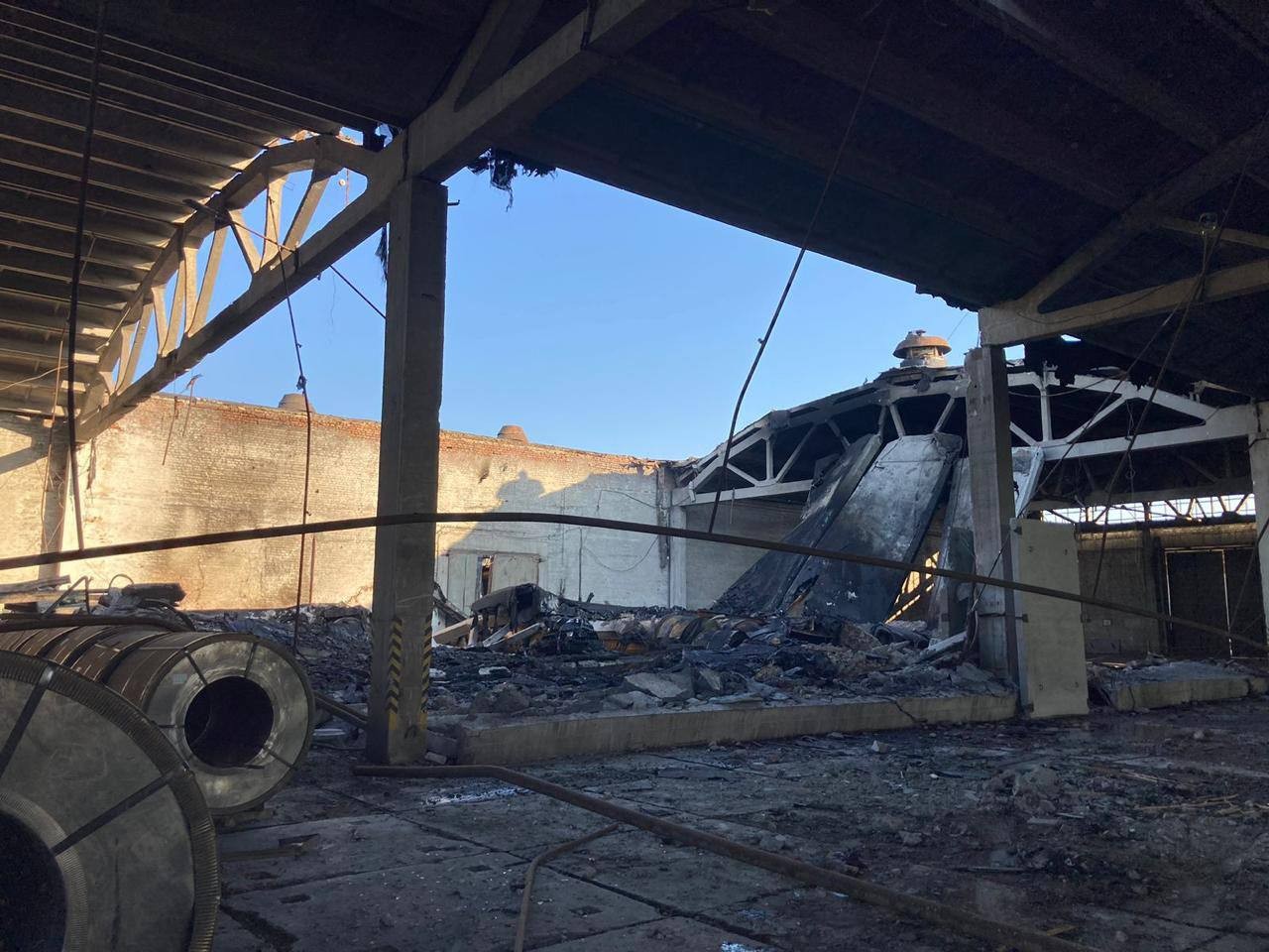 Нічна атака дронів на Кіровоградщину: без жертв, але пошкоджено локомотиви