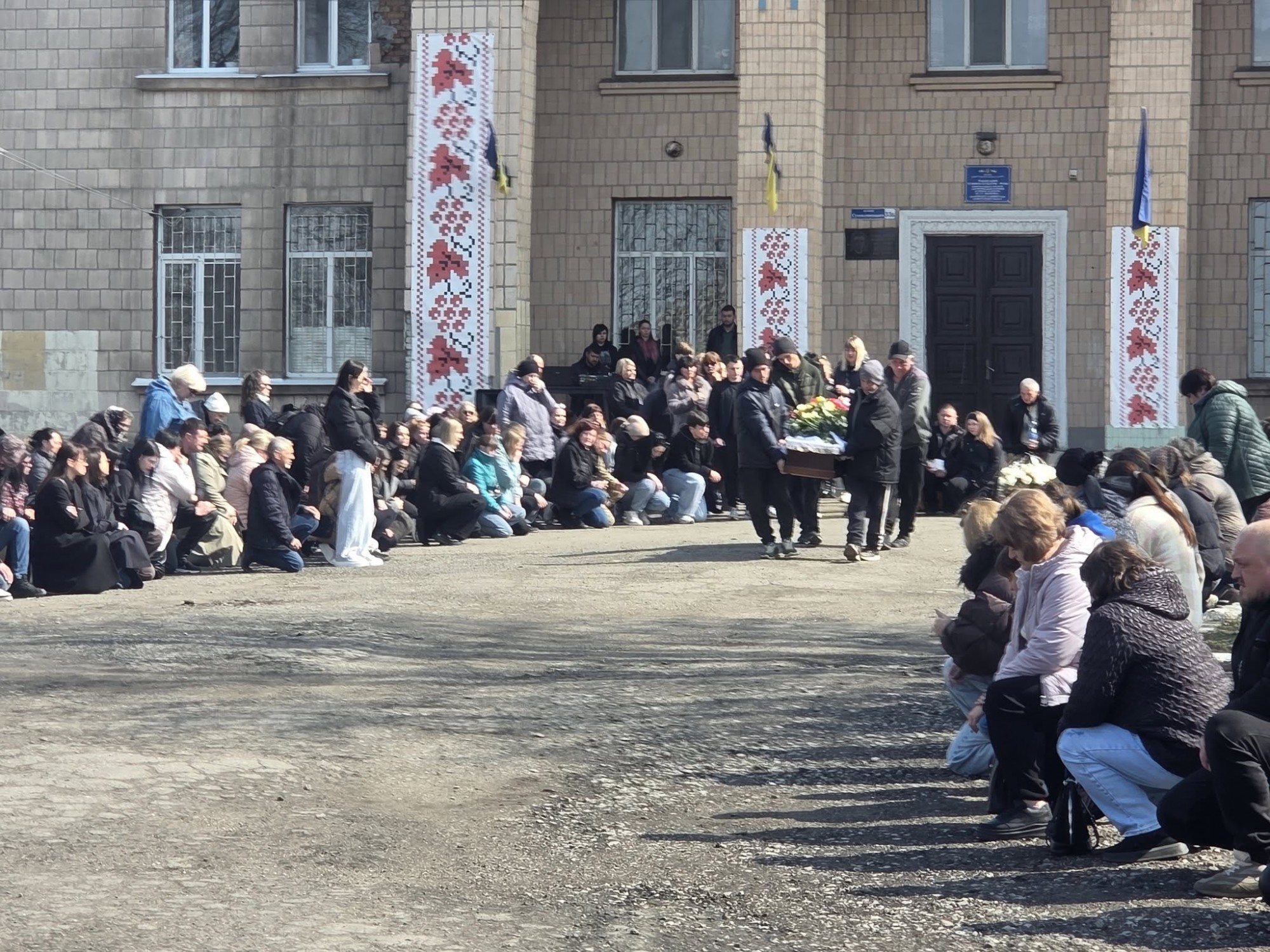 Онуфріївська громада попрощалася з волонтеркою Вікторією Зімницею