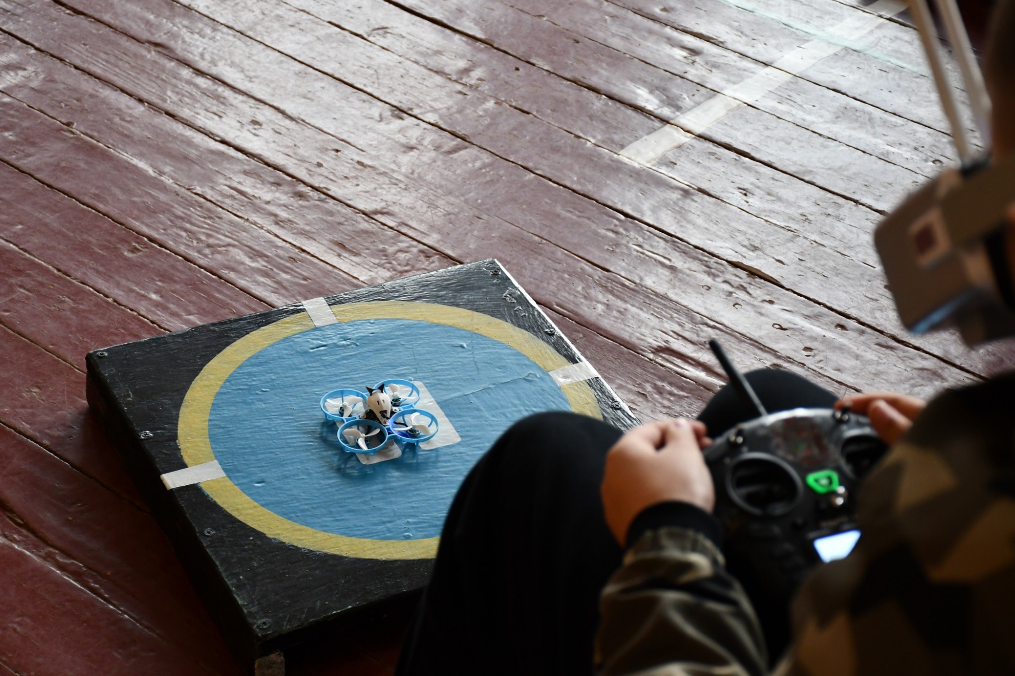 У Приютівській громаді пройшли змагання з дронрейсингу У Приютівській громаді пройшли змагання з дронрейсингу