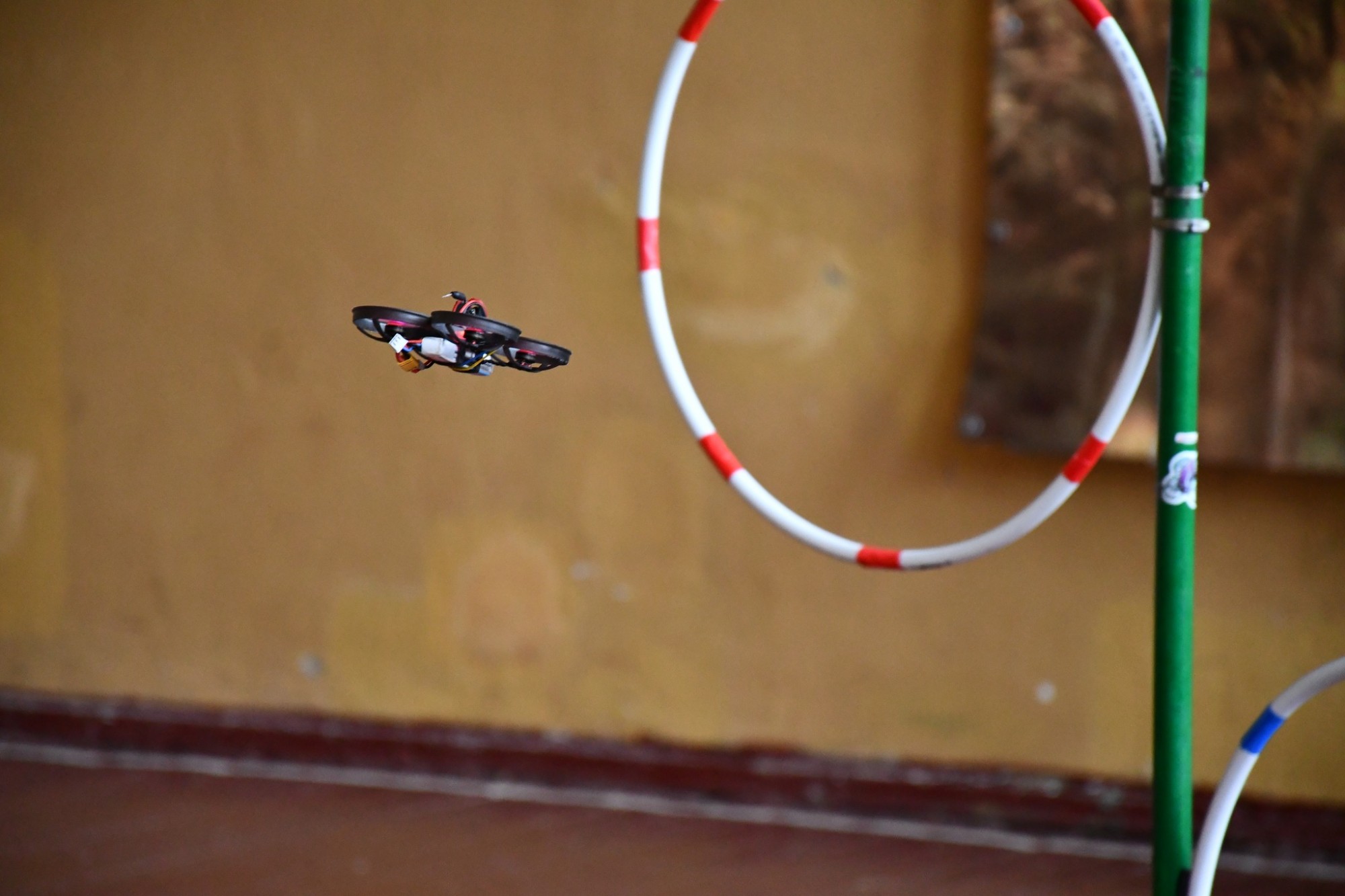 У Приютівській громаді пройшли змагання з дронрейсингу У Приютівській громаді пройшли змагання з дронрейсингу