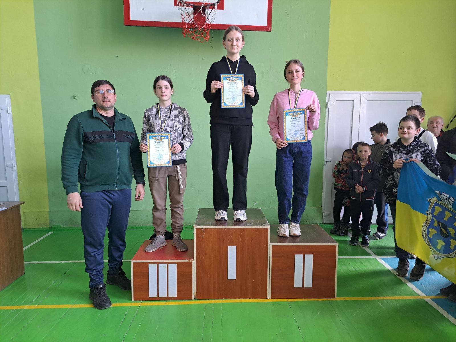 Обласні юнацькі спортивні ігри серед громад: у шашки грали юнаки й дівчата Обласні юнацькі спортивні ігри серед громад: у шашки грали юнаки й дівчата