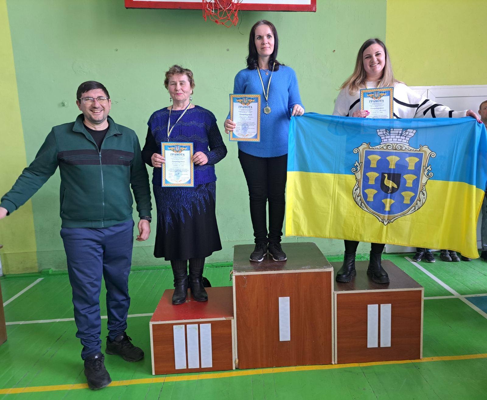 Обласні спортивні ігри серед громад: у шашки грали чоловіки і жінки