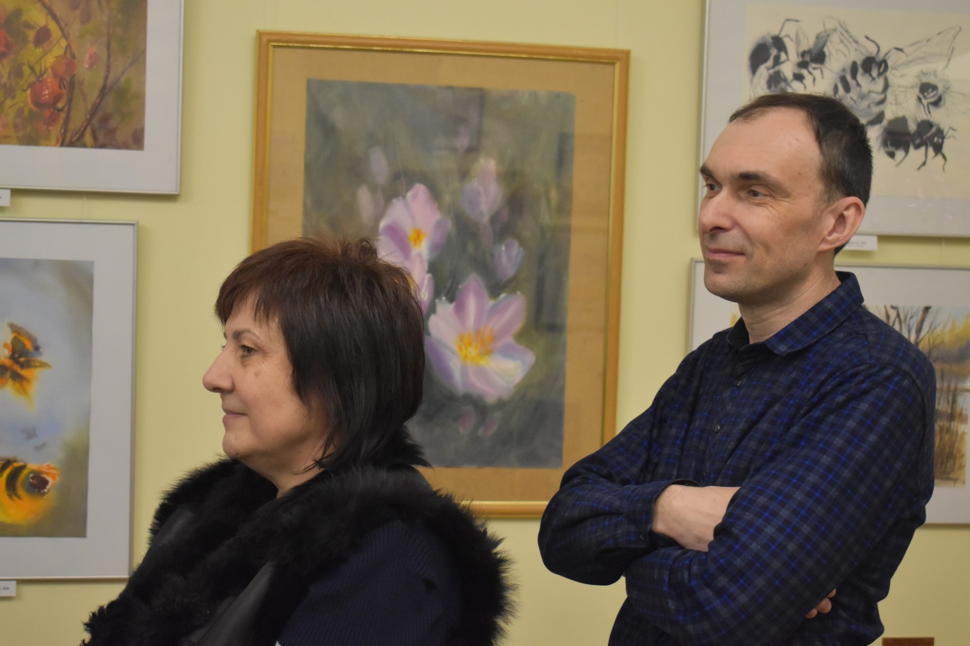 «Магія кольору» як ліки для душі: у Кропивницькому відкрилася виставка Тетяни Костенко