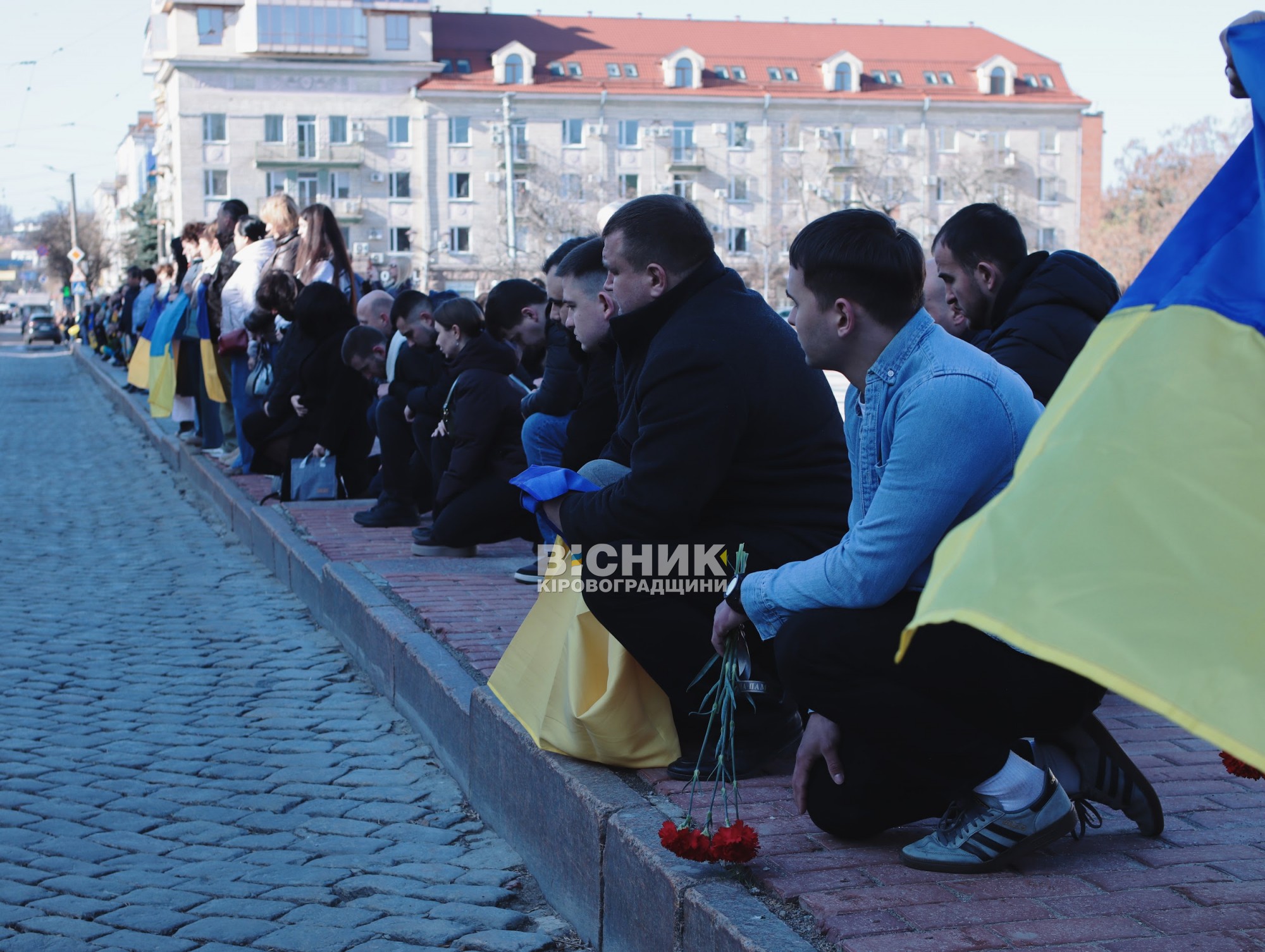 У Кропивницькому попрощалися з капітаном Владиславом Мельником У Кропивницькому попрощалися з капітаном Владиславом Мельником