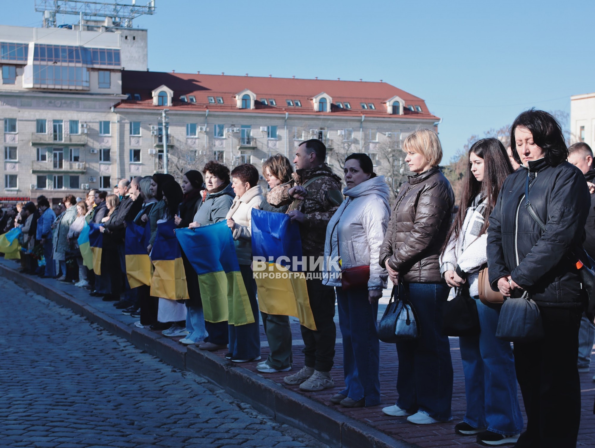 У Кропивницькому попрощалися з капітаном Владиславом Мельником У Кропивницькому попрощалися з капітаном Владиславом Мельником