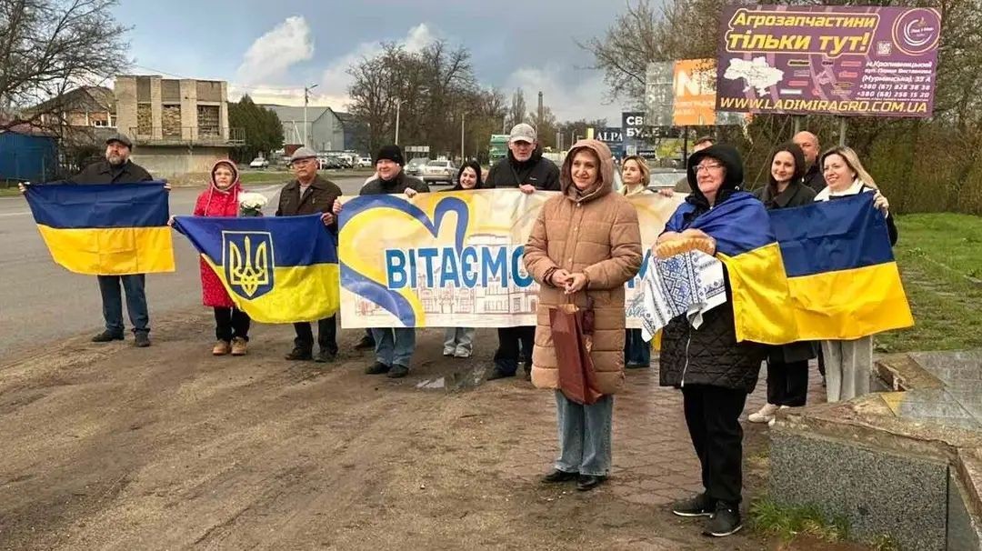 У Кропивницькому зустріли визволеного з полону захисника Дмитра Лихачова