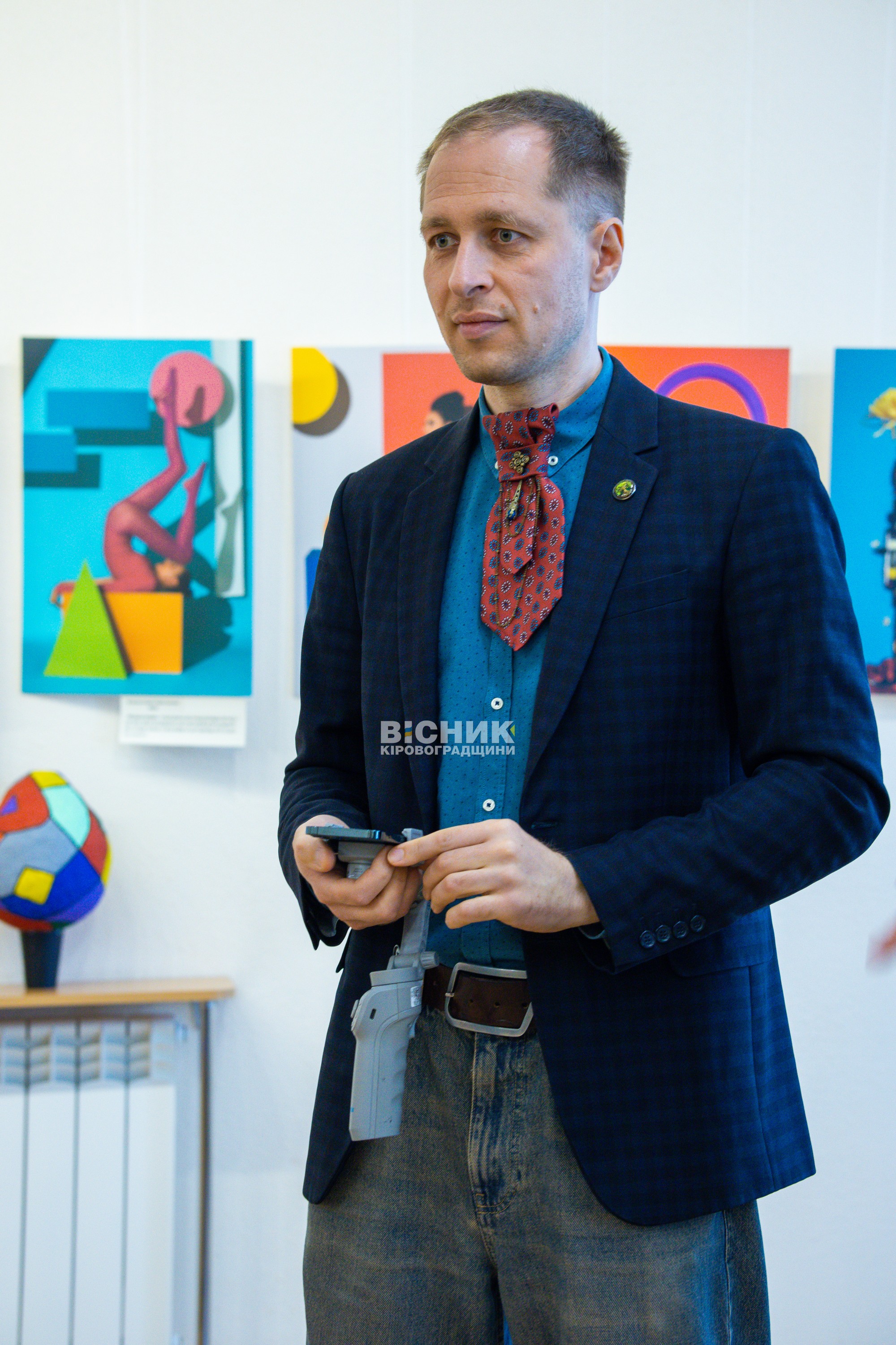 У Кропивницькому презентували мистецький проєкт «Сюрреалістичний калейдоскоп» У Кропивницькому презентували мистецький проєкт «Сюрреалістичний калейдоскоп»