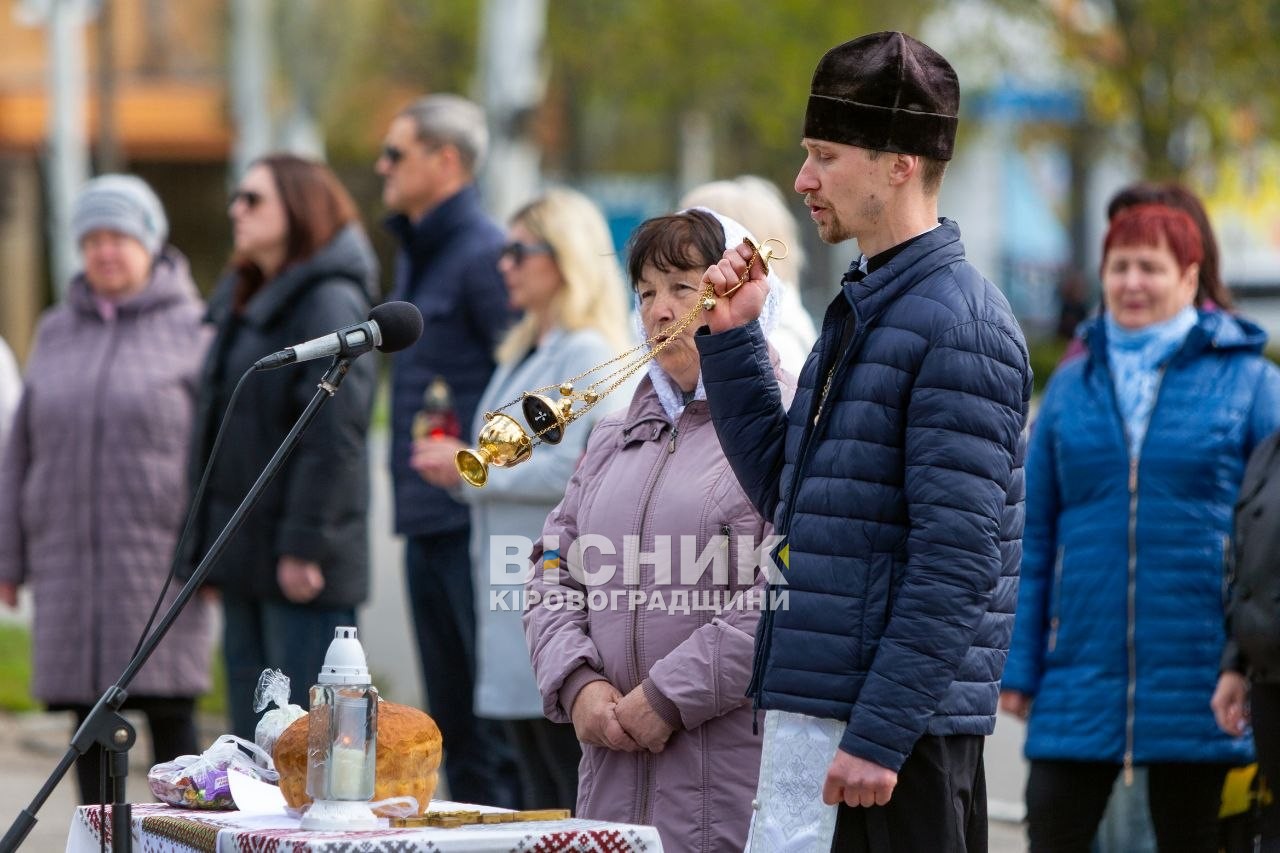 У день Радониці у Світловодську помолилися за полеглих захисників і захисниць України