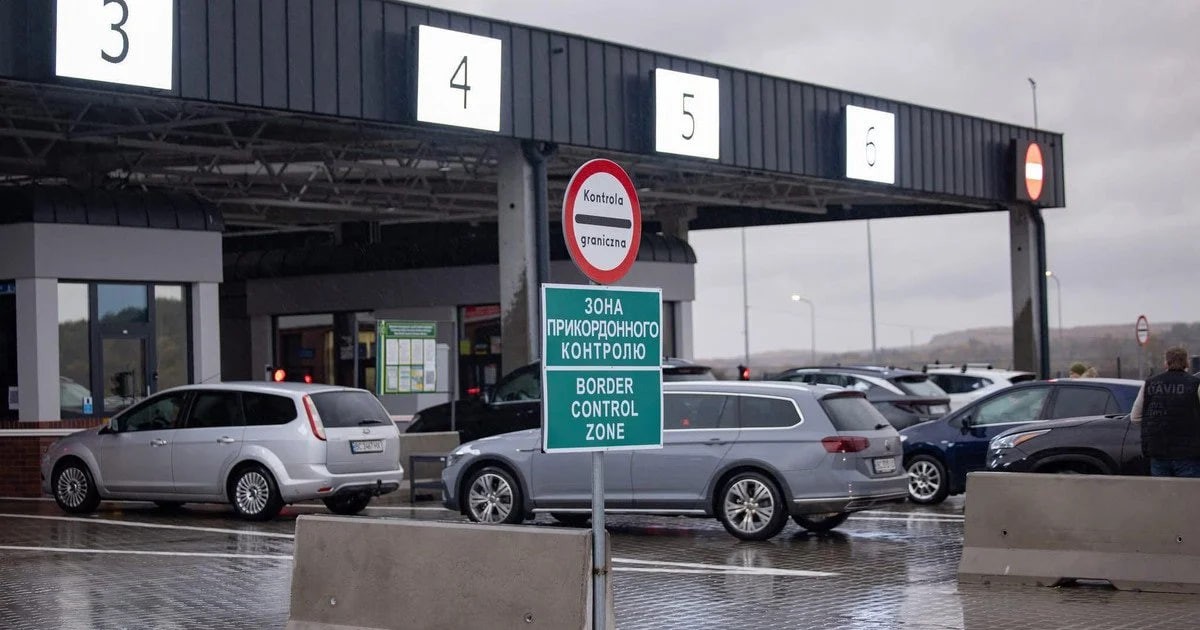 єЧерга для легкових авто: запуск в Україні запланований на червень