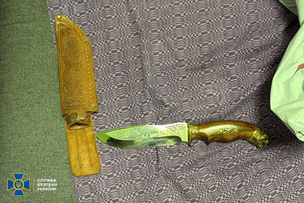 СБУ затримала підлітків, яких рф вербувала для терактів у школах