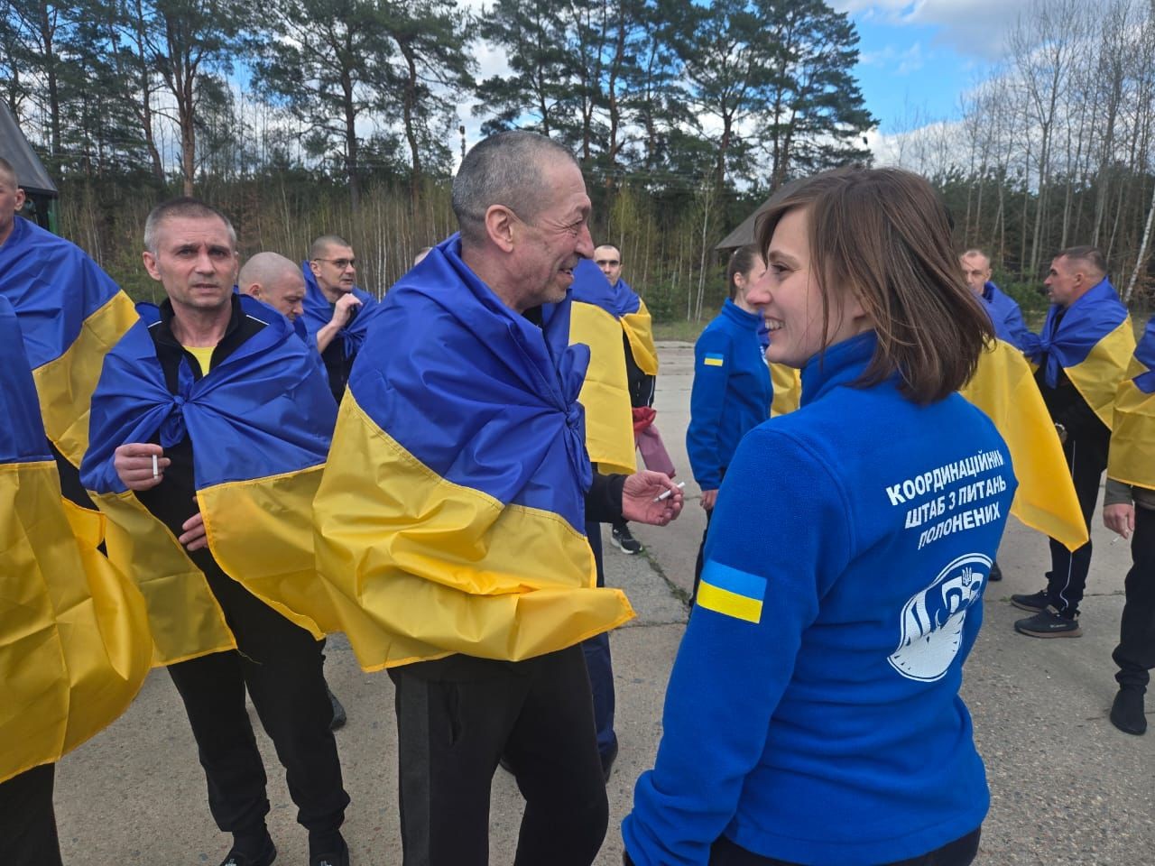 Другий етап великоднього обміну: 193 українських воїни повернулися додому