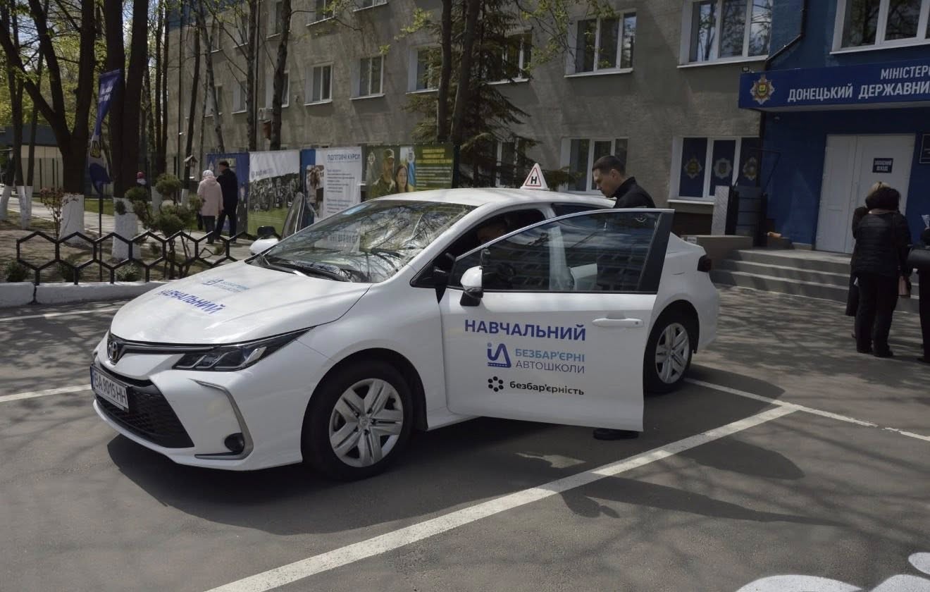 У Кропивницькому діє інклюзивна автошкола для людей з інвалідністю
