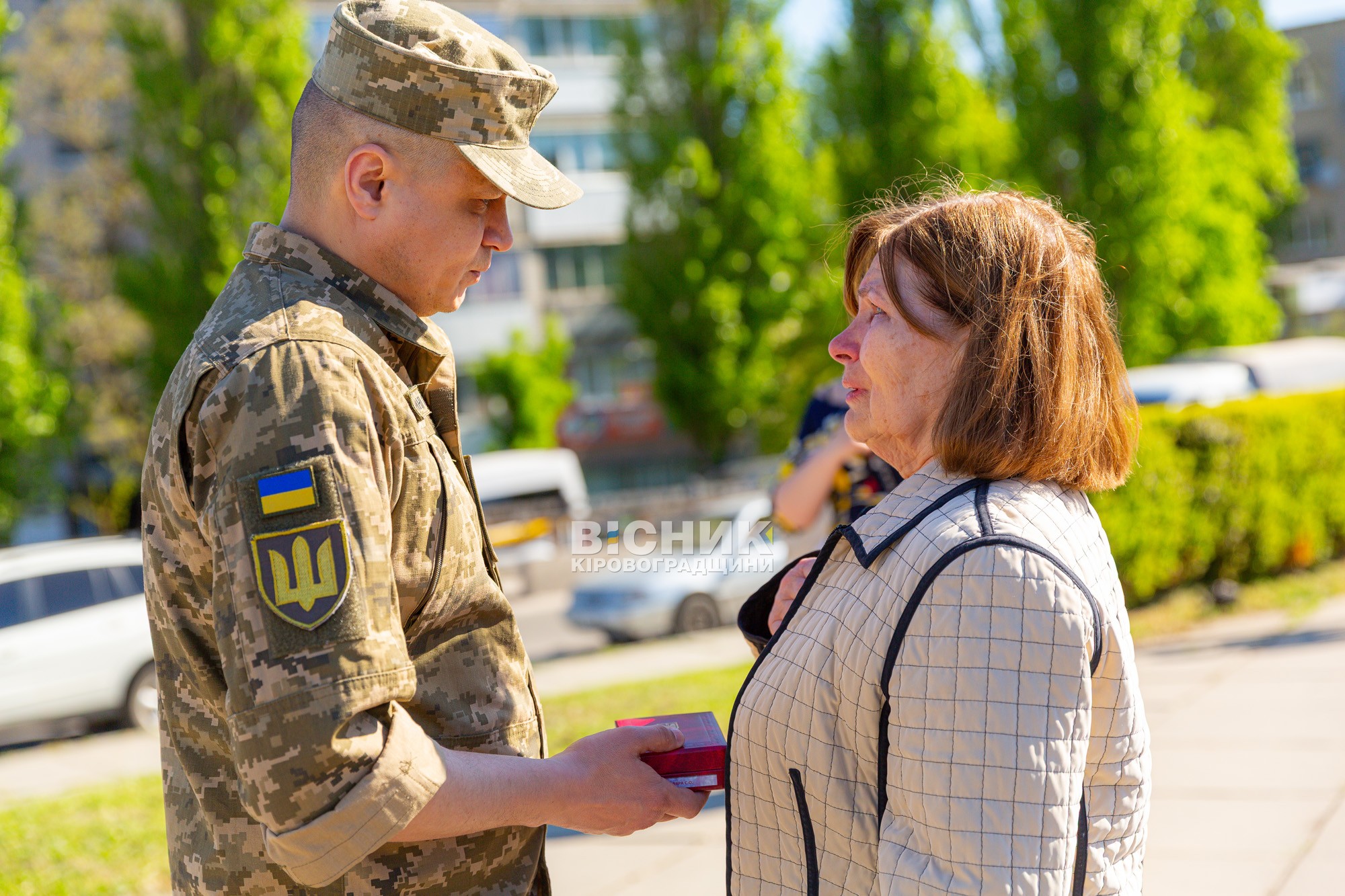 У Світловодську вшанували пам'ять визволителів та вручили нагороди родинам сучасних героїв