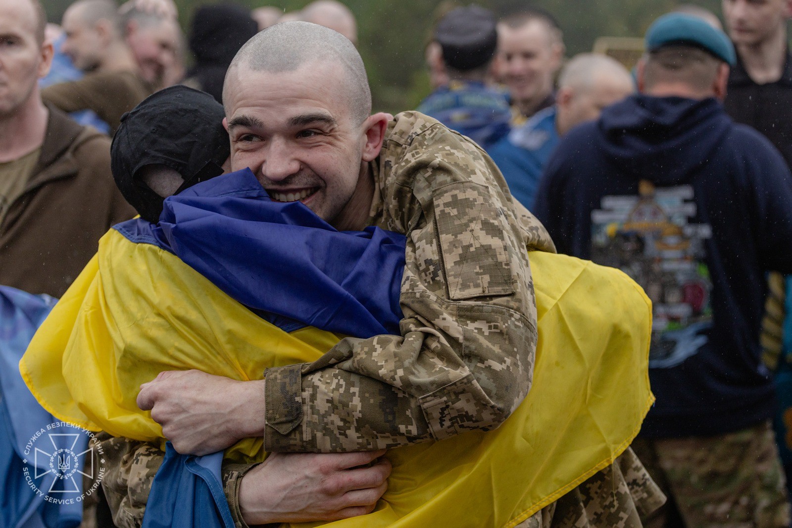 205 українців повернулися з російського полону: перший етап обміну 1000 на 1000