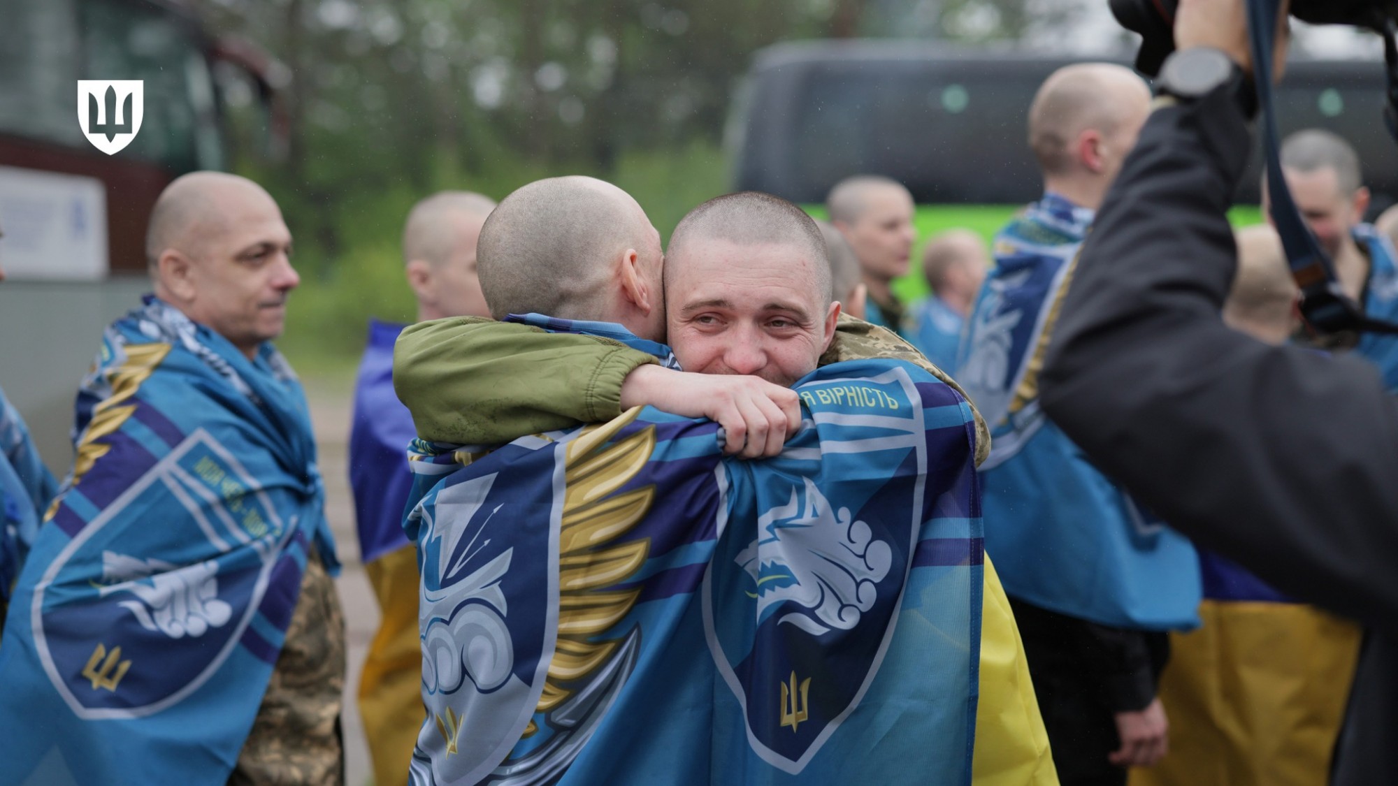 205 українців повернулися з російського полону: перший етап обміну 1000 на 1000