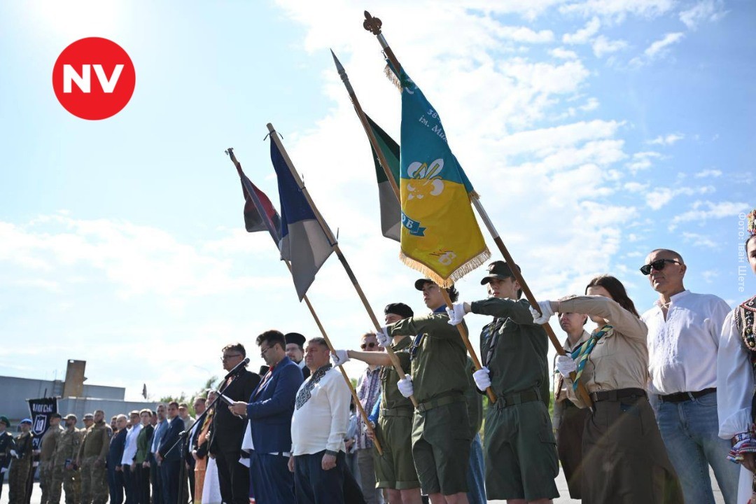 До України повернули прах полковника армії УНР Андрія Мельника і його дружини, пластунки Софії Мельник